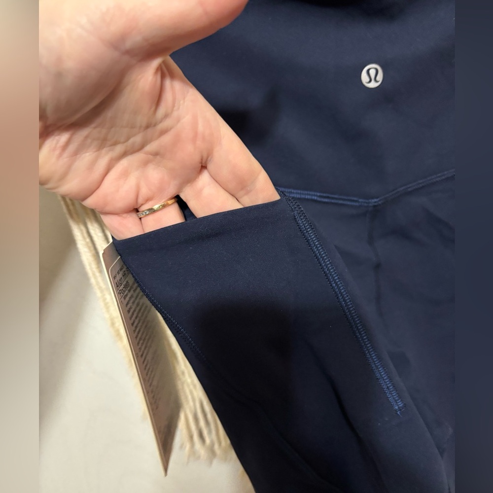Lululemon Align Short 6" - Picture 2 of 4